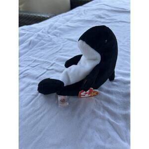 Ty Beanie Babies Waves the Orca Whale Plush Toys - 4084 EXTREMELY RARE TAG ERROR